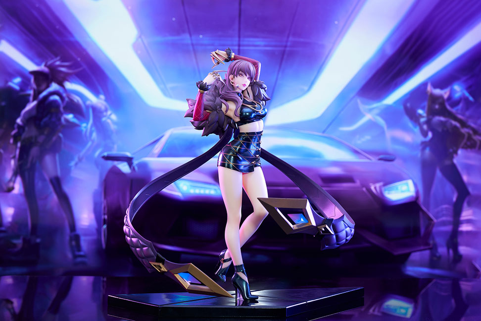 League of Legends K/DA Evelynn collectible scale model by Tokyo Figure