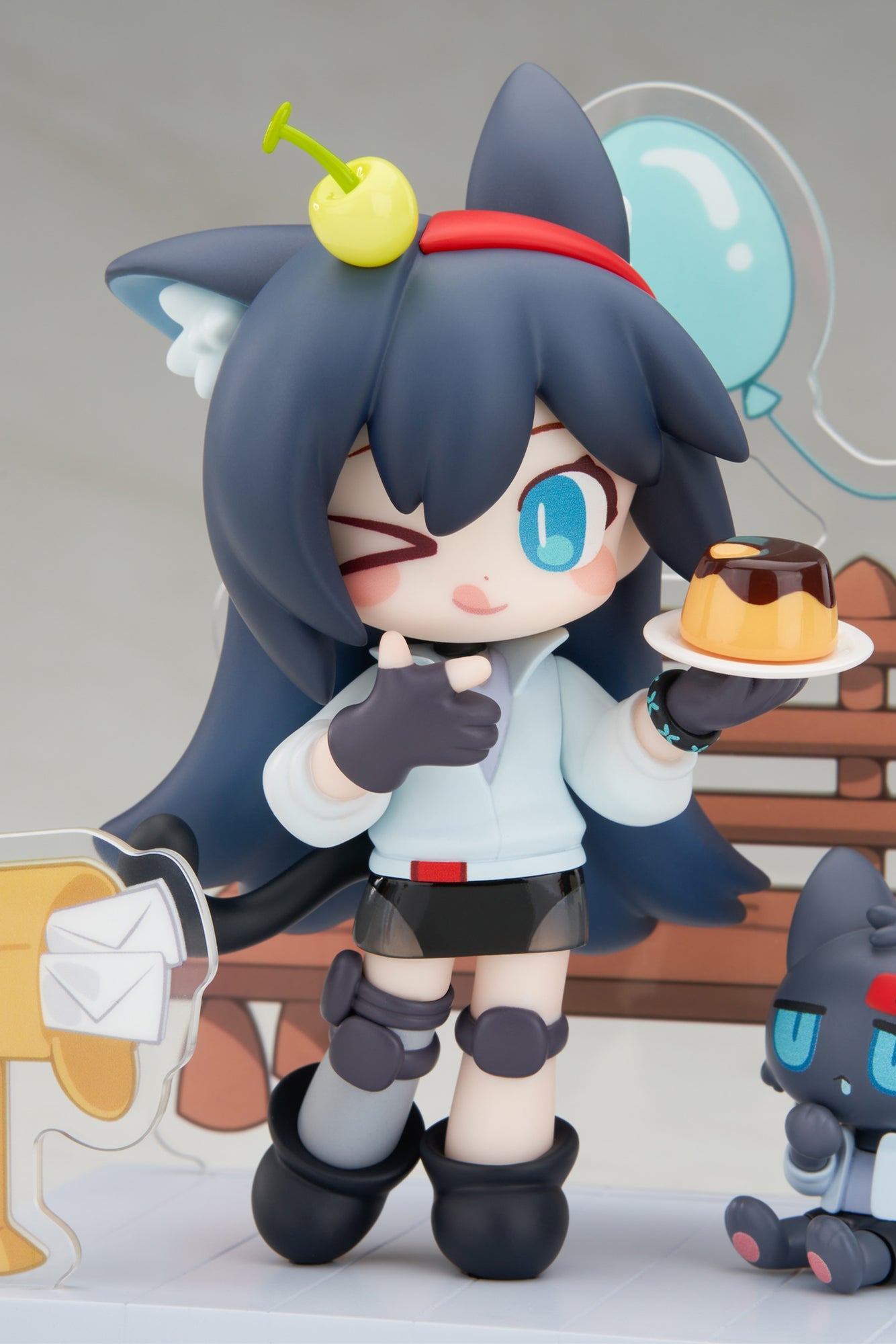 ARKNIGHTS Would you like dessert? mini series Blaze
collectible scale model by Tokyo Figure