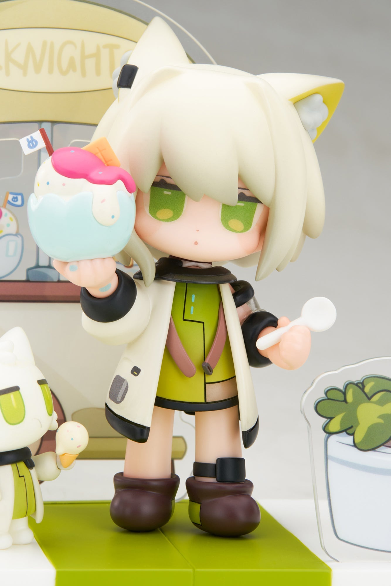 ARKNIGHTS Would you like dessert? mini series Kal'tsit
collectible scale model by Tokyo Figure
