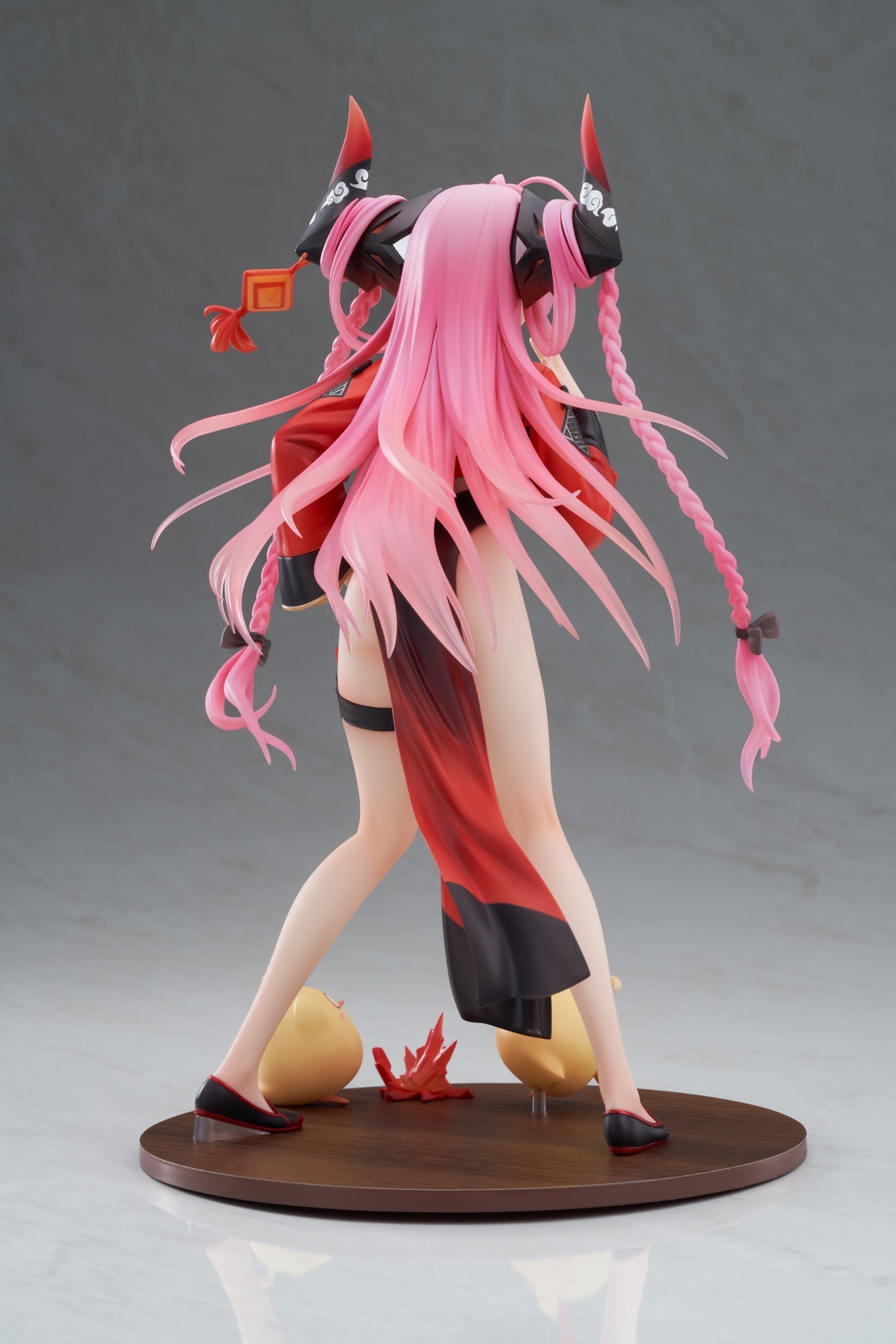 Azur Lane Prinz Rupprecht The Gate Dragon's Advent Ver. collectible scale model by Tokyo Figure