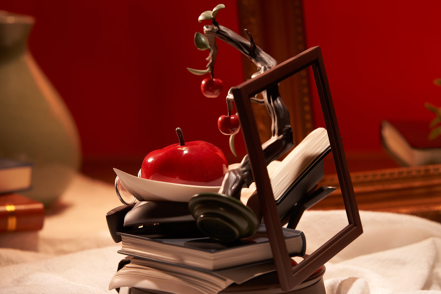 LIMEPIE Series APPLe Erudite and Juicy Ver. collectible scale model by Tokyo Figure