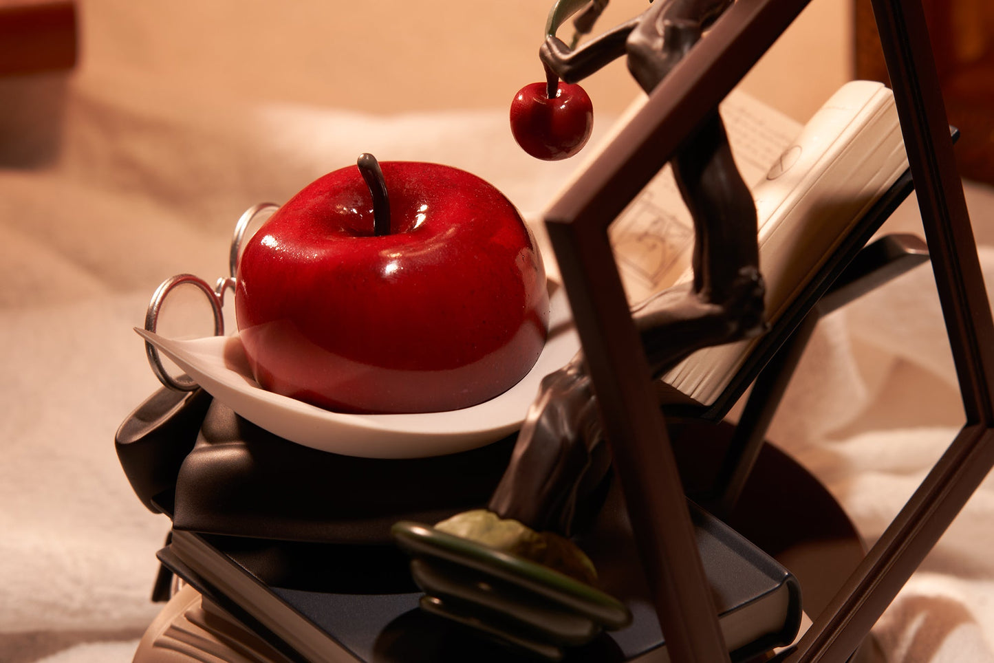 LIMEPIE Series APPLe Erudite and Juicy Ver. collectible scale model by Tokyo Figure