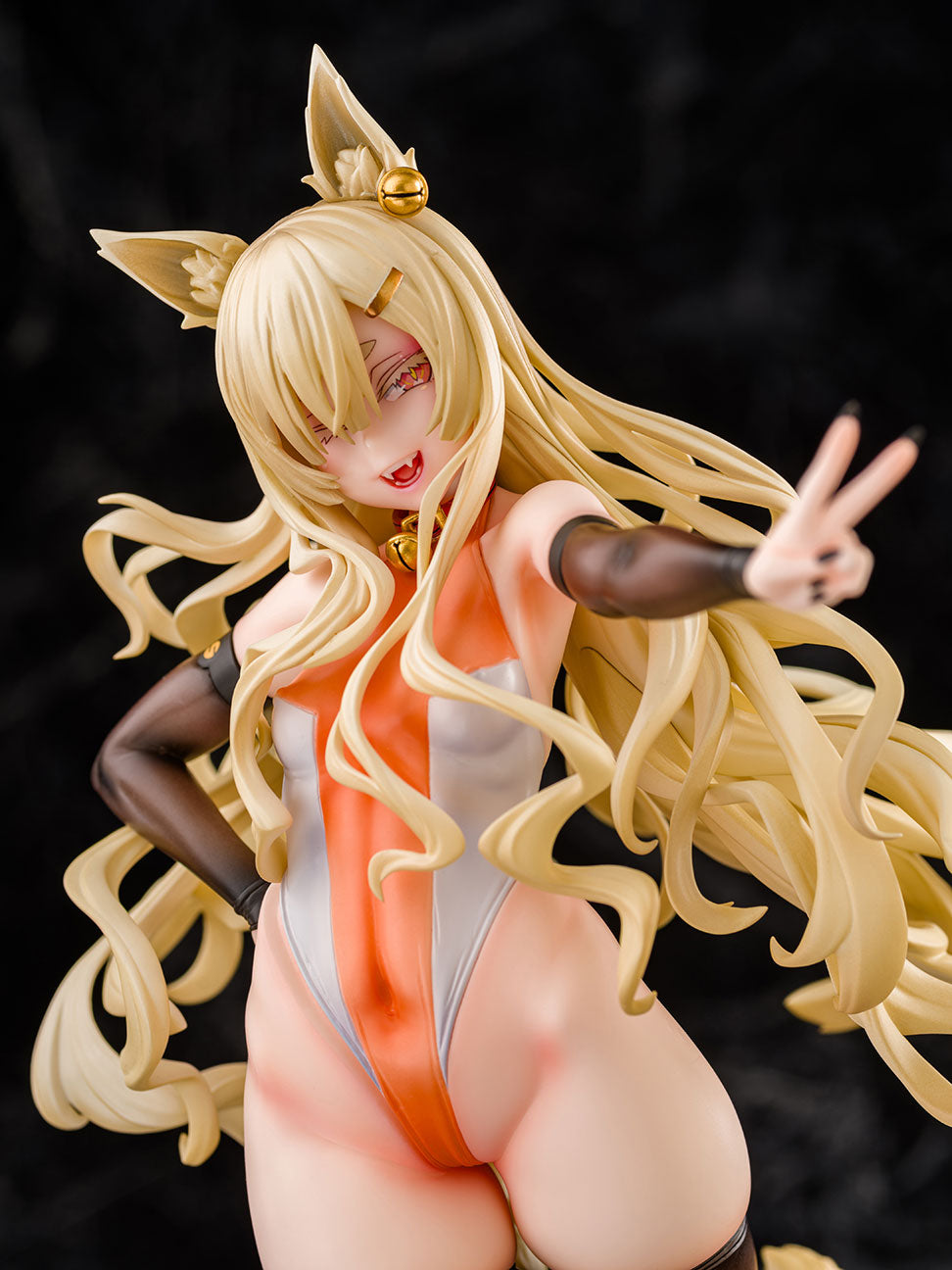 The Alien Girl Alice collectible scale model by Tokyo Figure