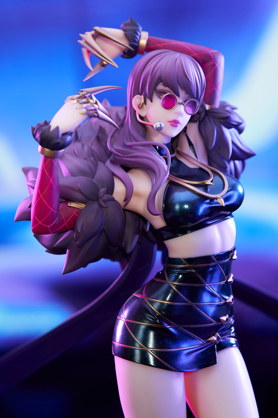 League of Legends K/DA Evelynn collectible scale model by Tokyo Figure