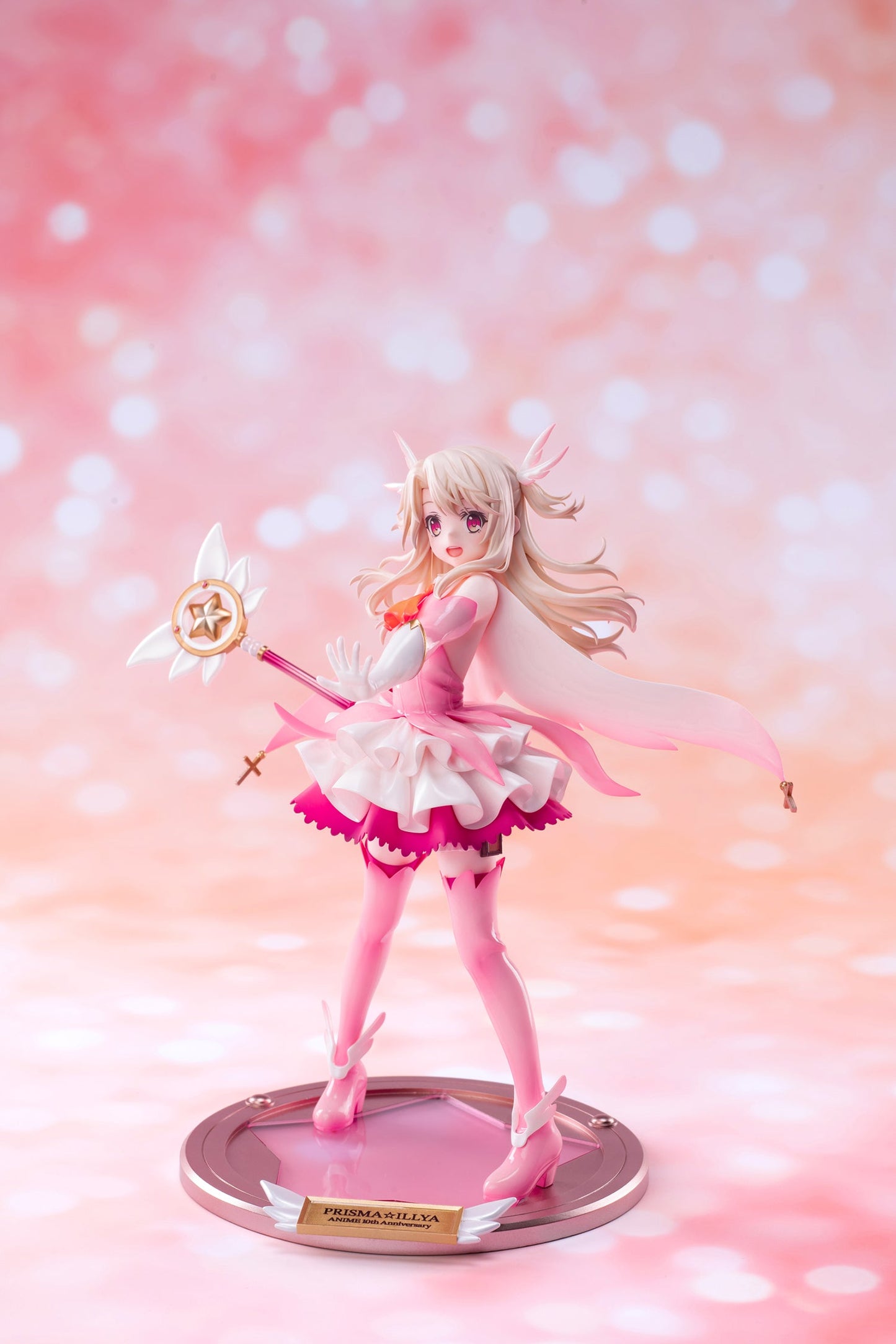 Illyasviel Von Einzbern (Illya/Caster/Archer) collectible scale model by Tokyo Figure