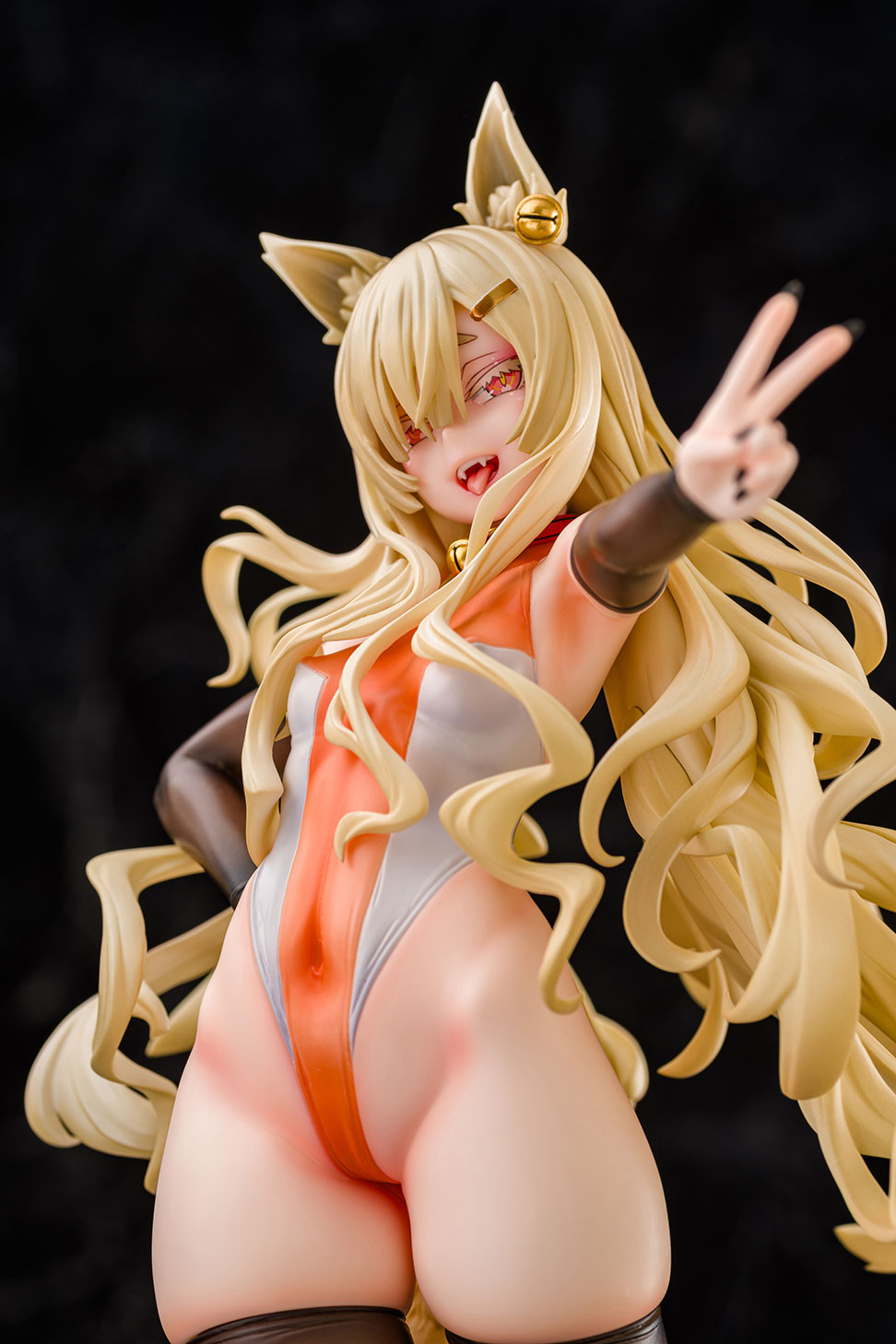 The Alien Girl Alice collectible scale model by Tokyo Figure