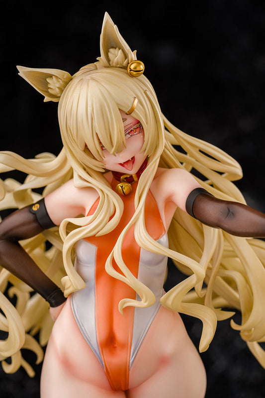 The Alien Girl Alice collectible scale model by Tokyo Figure